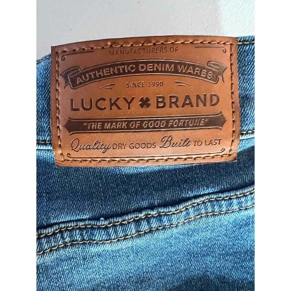 Lucky Brand Mens Denim Jeans Size 42x32 Medium Wash Stretch Straight Leg 7M12408